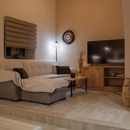 Apartament Nana's House