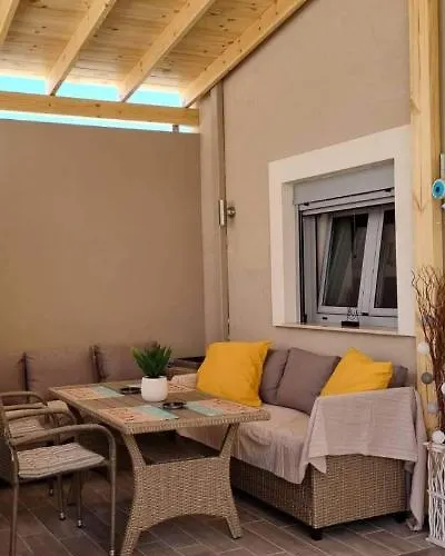 Nana's House Apartment