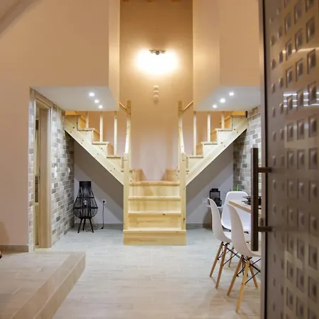 Nana's House