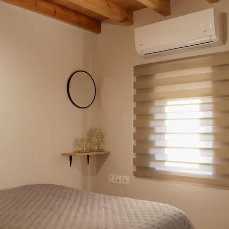 アパート Nana's House